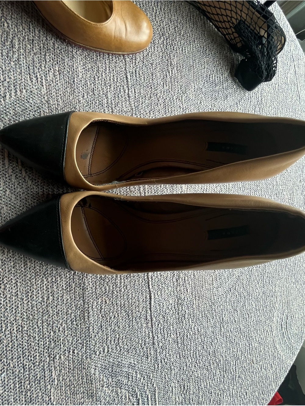 Zara Two-Tone Pointed Flats in Black and Tan